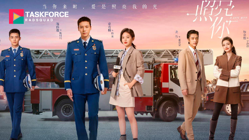 Poster “Soi Sáng Cho Em” gây sốt với hình ảnh lãng mạn.