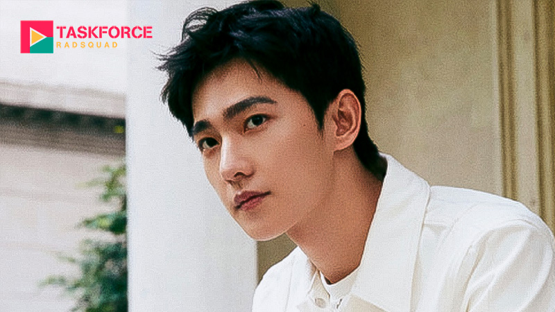 Dương Dương thời trẻ, nổi bật với khí chất thanh lịch từ khi học tại Học viện Nghệ thuật Quân đội.
