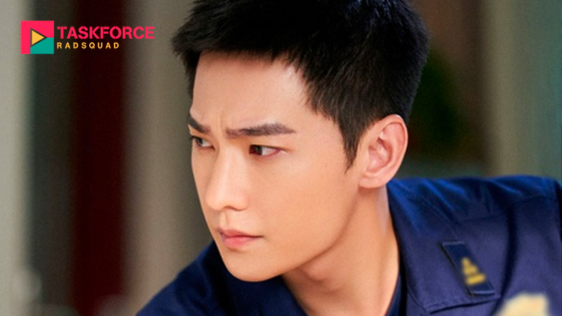 Dương Dương trong vai Tống Diệc, thể hiện chiều sâu cảm xúc trong Khói Lửa Nhân Gian Của Tôi.