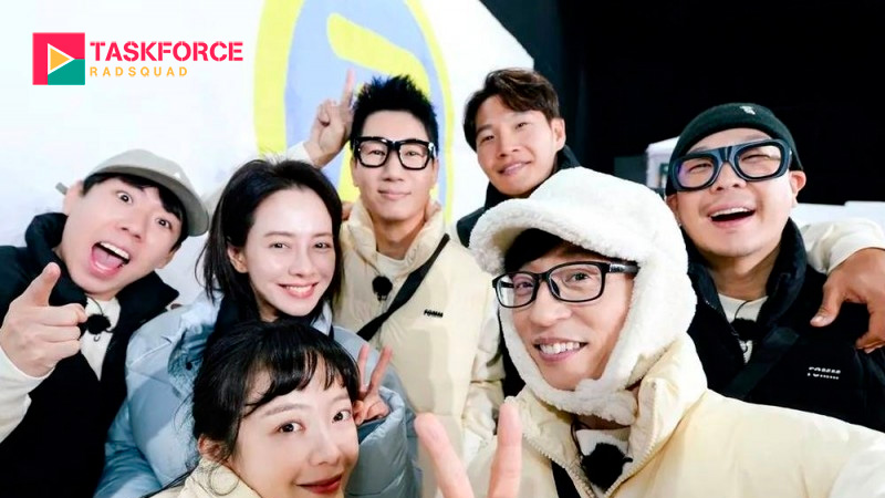 Jeon So-min cùng dàn diễn viên Running Man.
